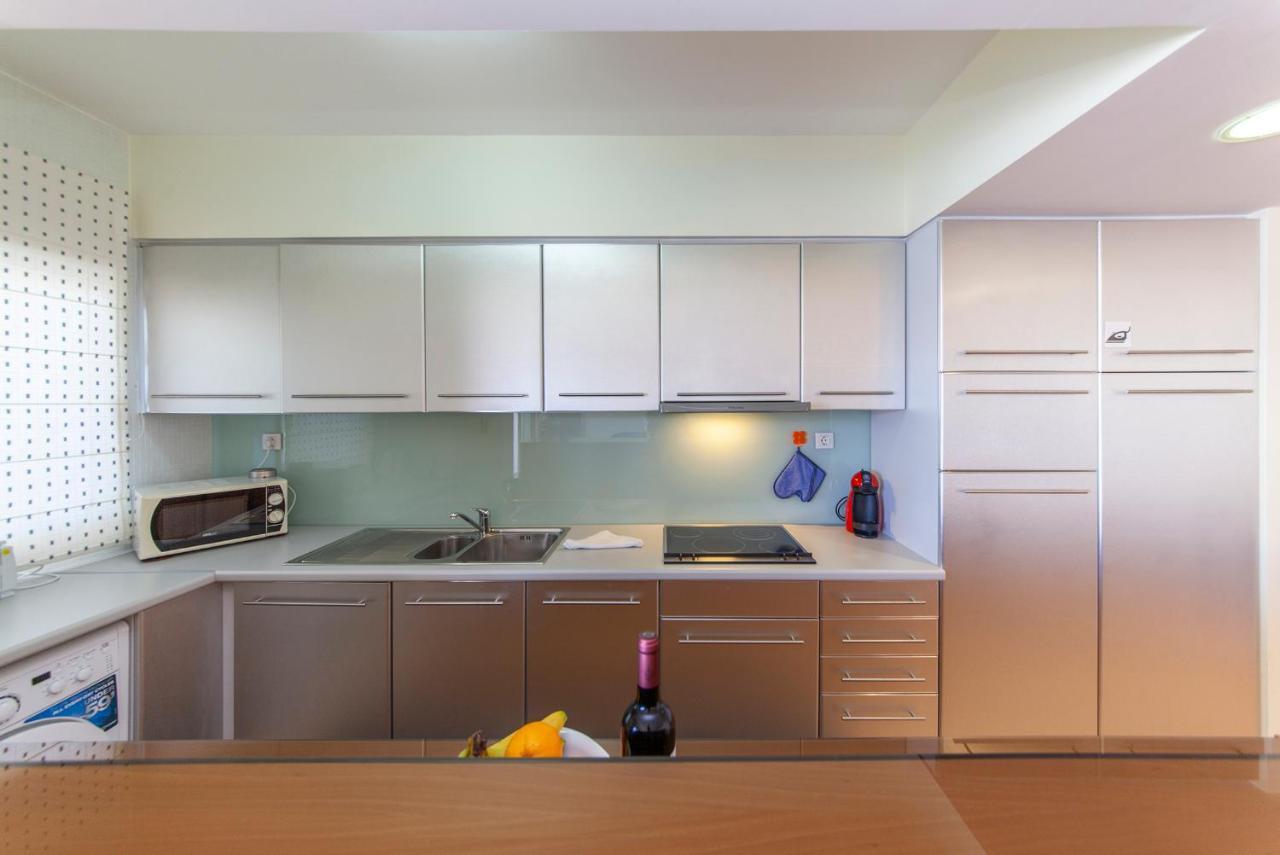 A23 - Marina Palm View Apartment Lagos Luaran gambar