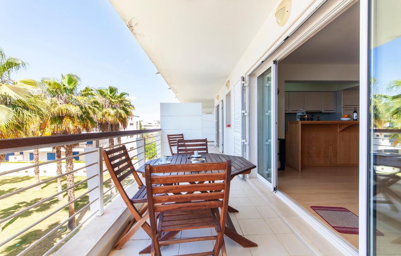 A23 - Marina Palm View Apartment Lagos Luaran gambar